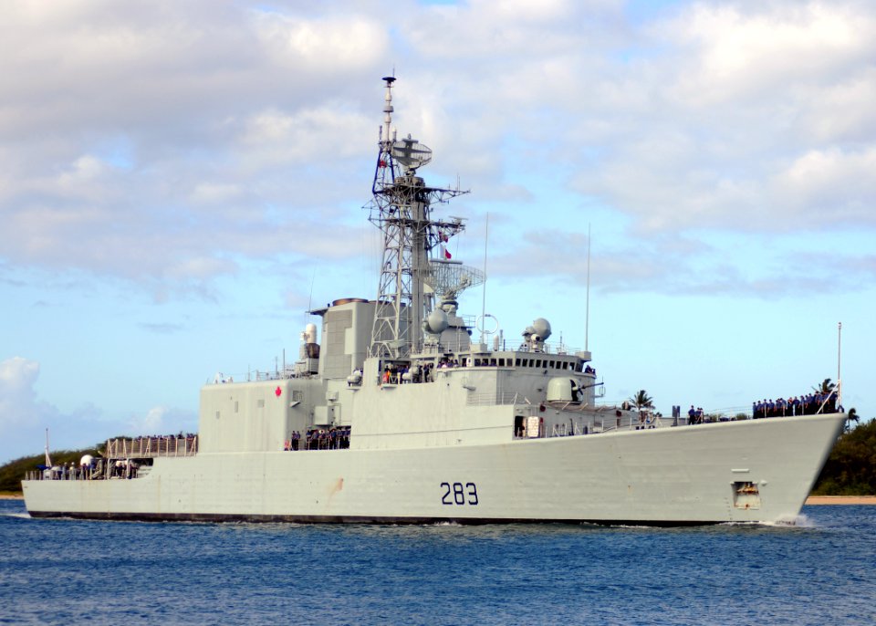 US Navy 100624-N-6854D-933 HMCS Algonquin (DDG 283) pulls into Joint Base Pearl Harbor-Hickam, Hawaii, to support RIMPAC 2010