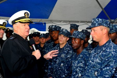 US Navy 100628-N-3548M-099 Chief of Naval Operations (CNO) Adm. Gary Roughead speaks with Sailors photo