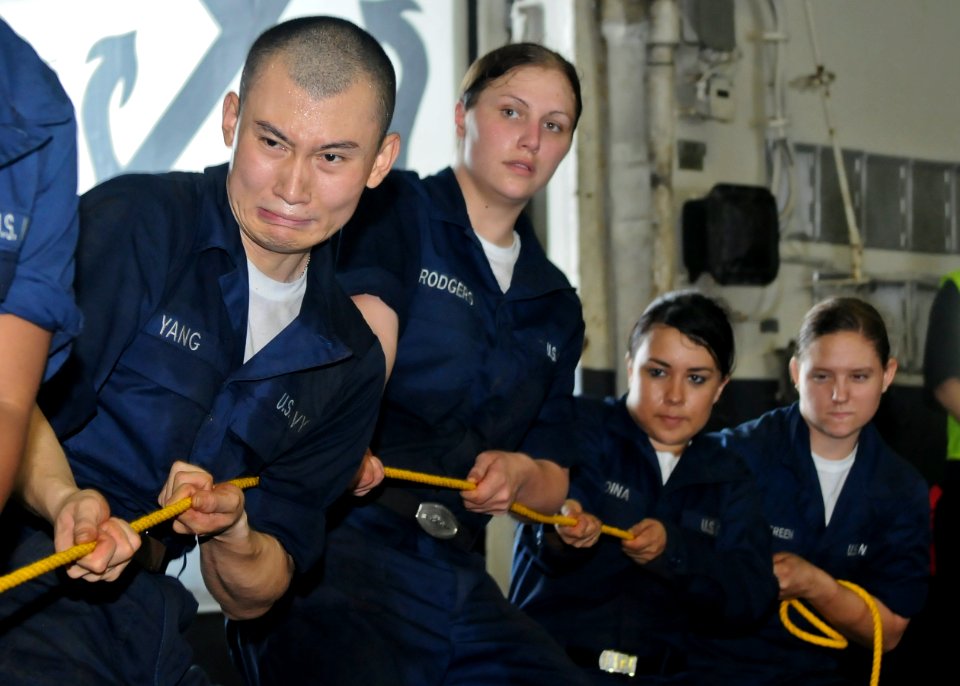 US Navy 100628-N-9950J-361 Sailors aboard the forward-deployed amphibious assault ship USS Essex (LHD 2) heave a vehicle winch during the ship's Inspection and Survey