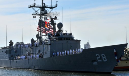 US Navy 100707-N-5516S-003 USS Boone returns to Mayport, Fla