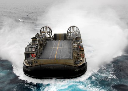 US Navy 100708-N-8283S-023 A landing craft air cushion prepares to enter the well deck of USS Boxer (LHD 4)