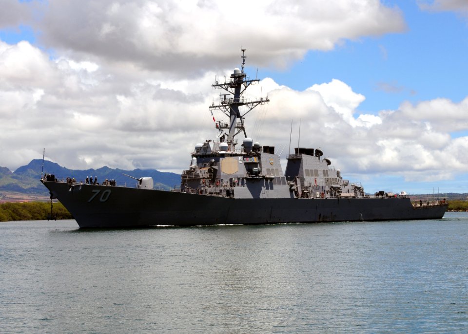 US Navy 100707-N-6854D-009 USS Hopper (DDG 70) departs Joint Base Pearl Harbor-Hickam to support Rim of the Pacific (RIMPAC) 2010 exercises