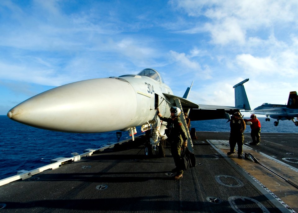 US Navy 100713-N-6720T-004 USS George Washington commanding officer prepares to fly