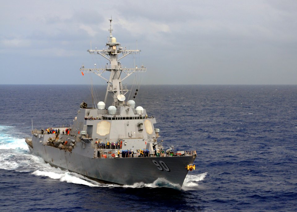 US Navy 100721-N-8539M-924 The Arleigh Burke-class guided-missile destroyer USS Chafee (DDG 90) is underway in the Pacific Ocean during Rim of the Pacific (RIMPAC) 2010