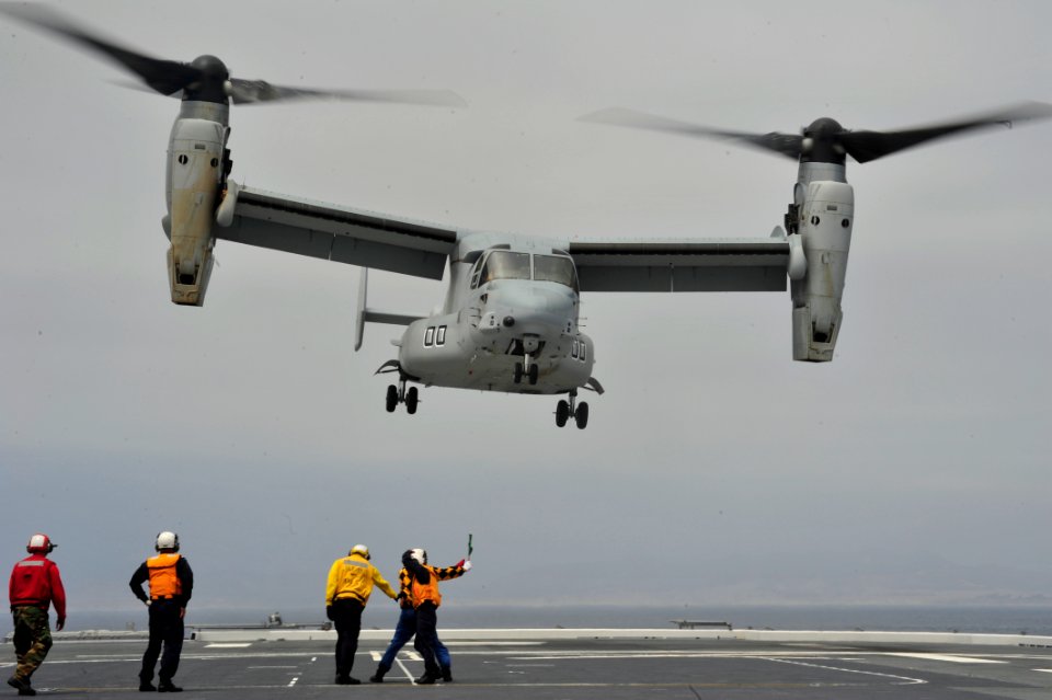USMC MV-22B 140613 DDH-181