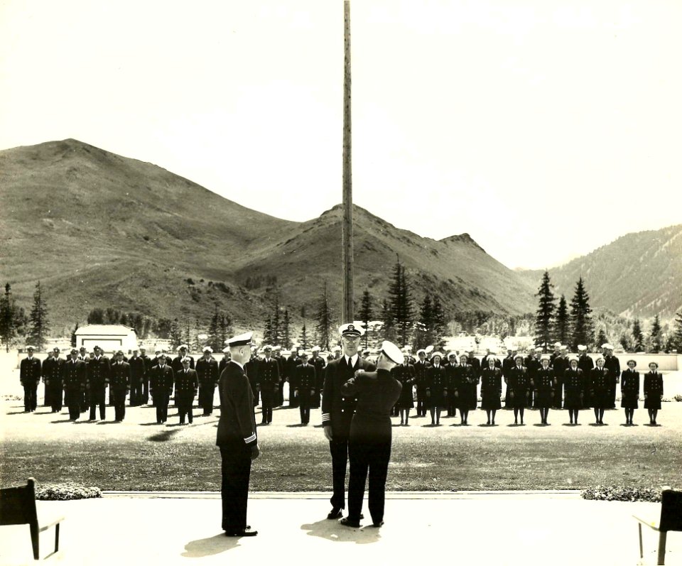 USN CH Sun Valley Lodge Award Formation 06 Aug 1943