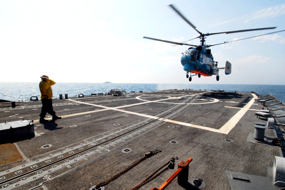 US Navy 100720-N-7638K-222 A Ukrainian navy KA-27 Helix helicopter from Saki Naval Air Base in Ukraine, conducts deck land qualifications with the guided-missile frigate USS Taylor (FFG 50) during exercise Sea Breeze 2010