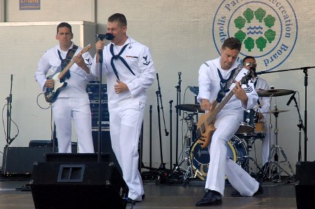 US Navy 100724-N-2389S-005 Members of the U.S. Navy Rock Band Horizon perform at River Blast on the last day of the 2010 Minneapolis Aquatennial celebration during Twin Cities Navy Week photo