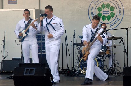 US Navy 100724-N-2389S-005 Members of the U.S. Navy Rock Band Horizon perform at River Blast on the last day of the 2010 Minneapolis Aquatennial celebration during Twin Cities Navy Week