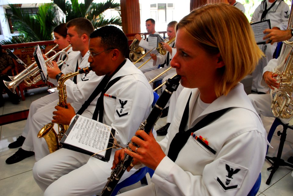 US Navy 100724-N-4044H-016 Musician 3rd Class Meredith Jackson, a member of the U.S. Pacific Fleet Band, plays the clarinet during the closing ceremony for the Pacific Partnership 2010 visit to Ternate, Indonesia
