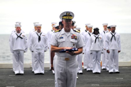 US Navy 100725-N-2953W-432 Capt. Bruce H. Lindsey, commanding officer of the aircraft carrier USS Carl Vinson (CVN 70) photo
