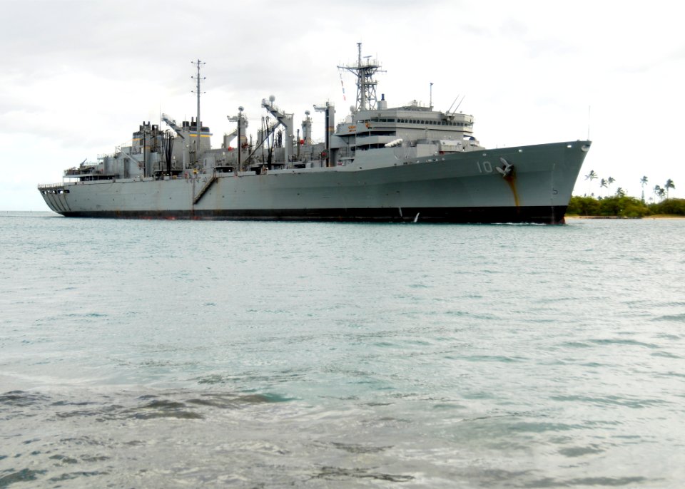 US Navy 100729-N-0641S-077 The Military Sealift Command fast combat support ship USNS Bridge (T-AOE 10) returns to Joint Base Pearl Harbor-Hickam after participating in Rim of the Pacific (RIMPAC) 2010 exercises
