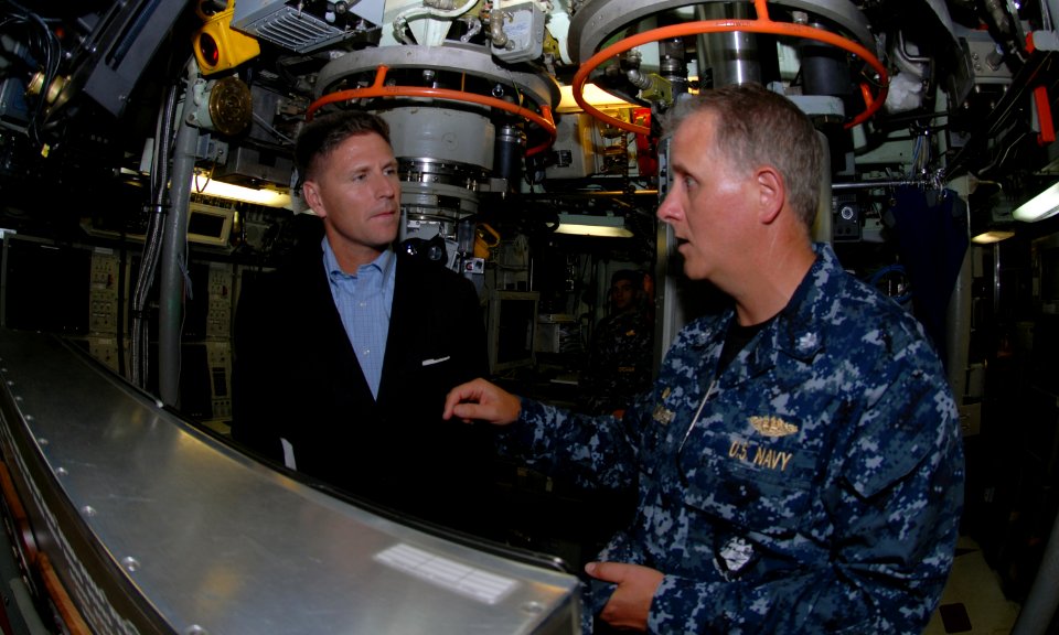 US Navy 100728-N-7705S-017 Cmdr. Paul Whitescarver, commanding officer of the Los Angeles-class attack submarine USS Scranton (SSN 756),