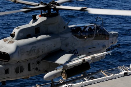 US Navy 100802-N-3852A-035 An AH-1Z Cobra helicopter assigned to Rotary Wing Aircraft Test Squadron (HX) 21, based in Patuxent River, Md., lands aboard the amphibious assault ship USS Wasp (LHD 1)
