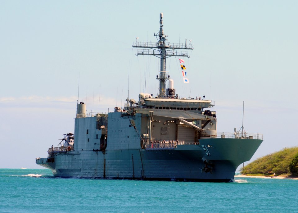 US Navy 100730-N-6854D-103 The Royal Australian Navy landing platform amphibious HMAS Kanimbla (L 51) returns to Joint Base Pearl Harbor-Hickam after participating in Rim of the Pacific (RIMPAC) 2010 exercises