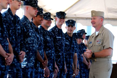 US Navy 100730-N-9818V-086 Master Chief Petty Officer of the Navy (MCPON) Rick West talks with Sailors assigned to (PCU) Missouri (SSN 780) photo