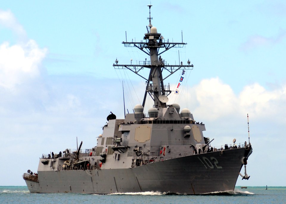 US Navy 100731-N-6854D-111 The Arleigh Burke-class guided-missile destroyer USS Sampson (DDG 102) returns to Joint Base Pearl Harbor-Hickam after participating in Rim of the Pacific (RIMPAC) 2010 exercises
