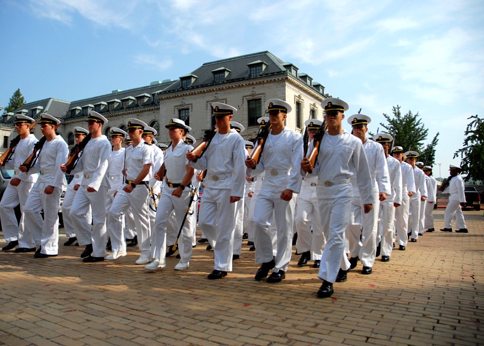 US Navy 100806-N-3857R-005 U.S. Naval Academy midshipmen participate in a formal parade on the school's campus