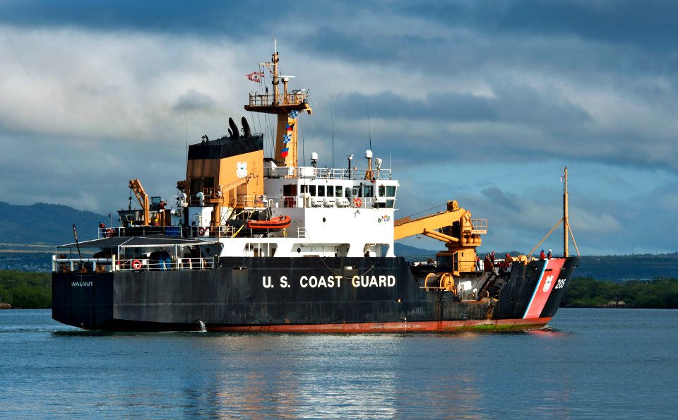 USCGC Walnut 130329-N-WF272-064