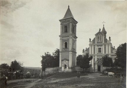Uscie zielone am Dniester östl.Mariampol. Kirche am Westausgang. (BildID 15727383)