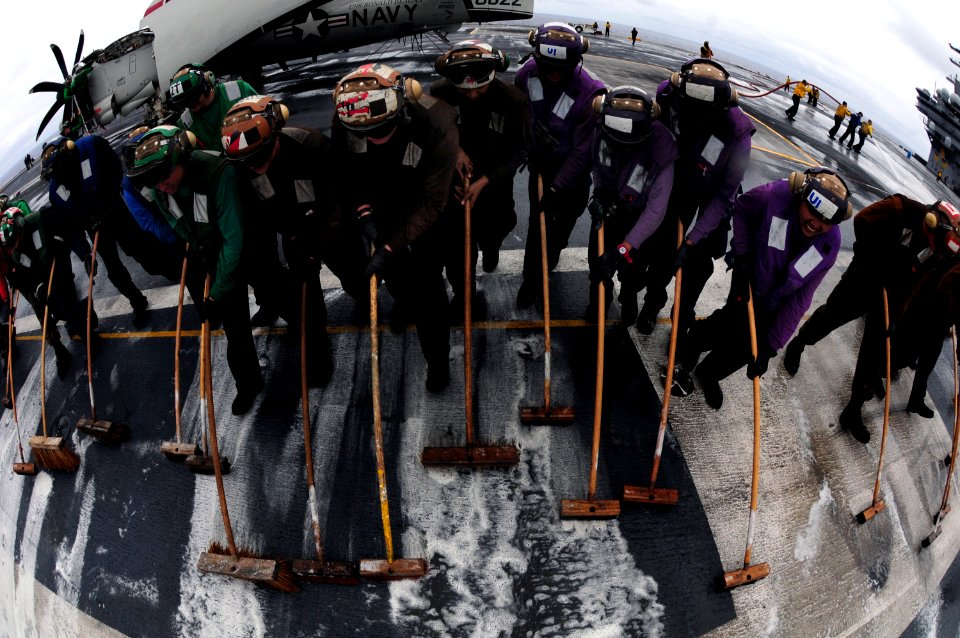 US Navy 100807-N-3659B-171 Sailors and Marines assigned to USS Ronald Reagan (CVN 76) and Carrier Air Wing (CVW) 14 participate in a scrubbing exercise