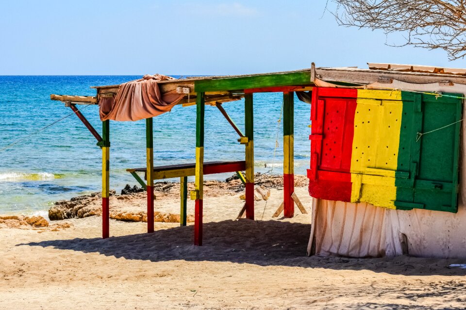 Decaying beach summer