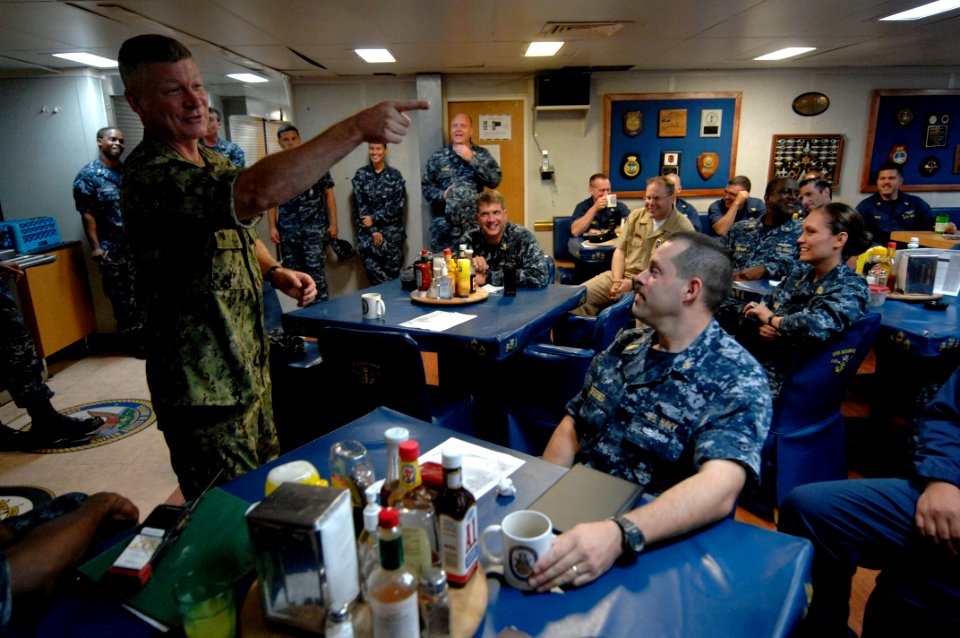 US Navy 100805-N-9818V-106 Master Chief Petty Officer of the Navy (MCPON) Rick West holds a chief petty officers call aboard the amphibious assault ship USS Kearsarge (LHD 3) during his visit to Naval Station Norfolk