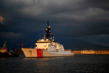 USCGC Hamilton (WMSL-753) (51129860750)