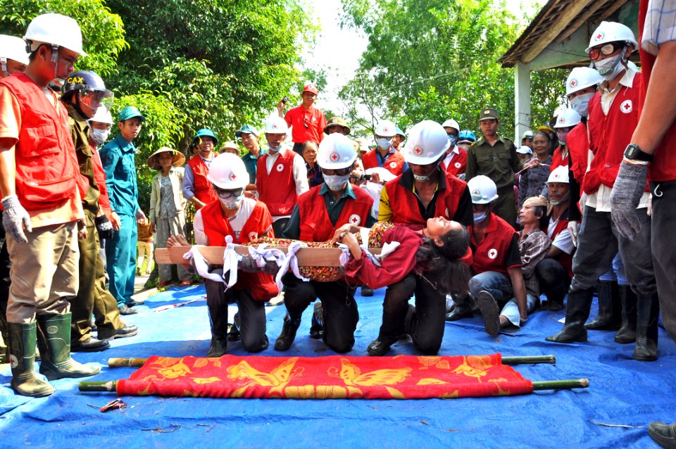 USAID, Red Cross Support Disaster Response Drill in Duy Hoa Commune, Quang Nam Province (8248480133)