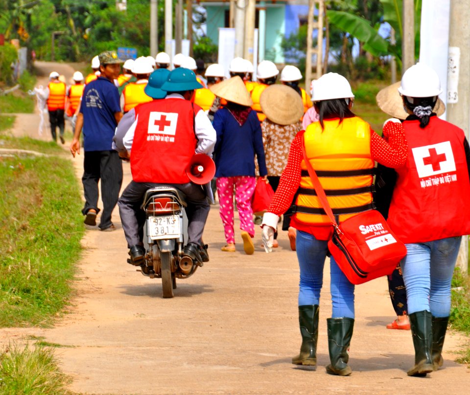 USAID, Red Cross Support Disaster Response Drill in Duy Hoa Commune, Quang Nam Province (8249534078)