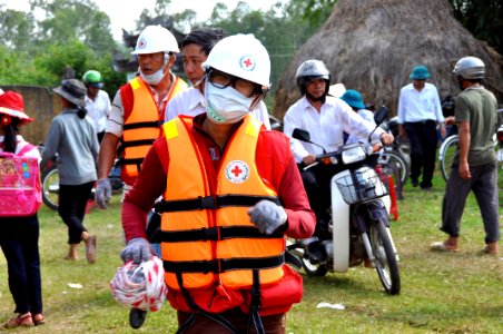 USAID, Red Cross Support Disaster Response Drill in Duy Hoa Commune, Quang Nam Province (8248473369)