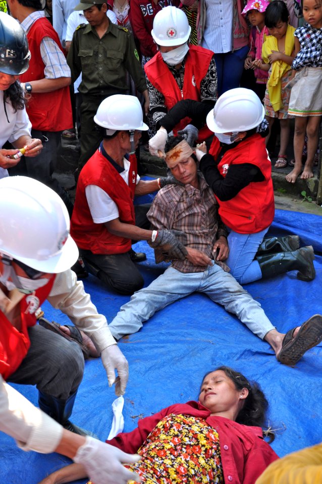 USAID, Red Cross Support Disaster Response Drill in Duy Hoa Commune, Quang Nam Province (8248483765)