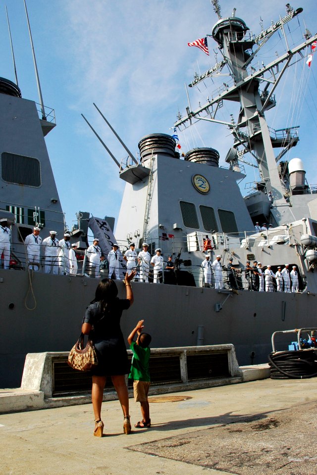 US Navy 100817-N-5292M-025 USS Laboon (DDG 58) departs Naval Station Norfolk
