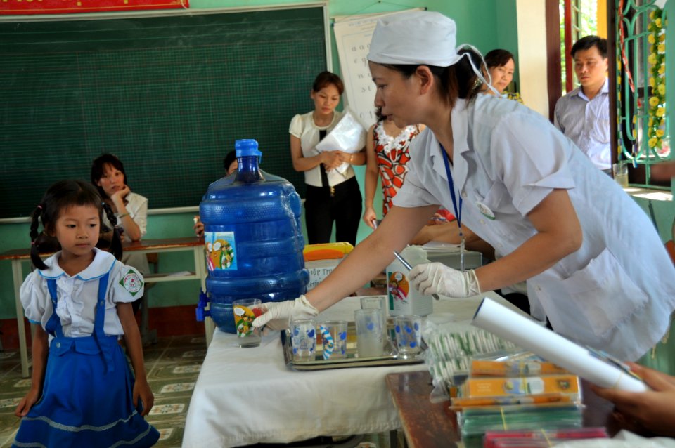 USAID supports deworming education and medication distribution in Bac Giang Province (8762363240)