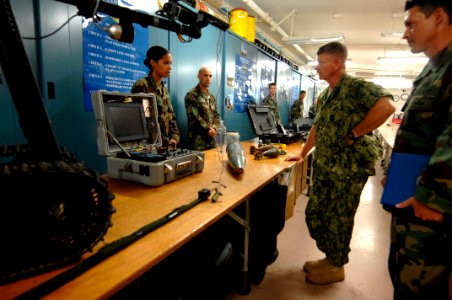 US Navy 100820-N-9818V-750 Master Chief Petty Officer of the Navy (MCPON) Rick West meets with Sailors attached to Explosive Ordnance Disposal Mobile Unit Five