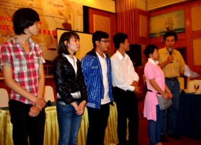 USAID Supports HIV Awareness among Street Youth and Young Men (6429569689)