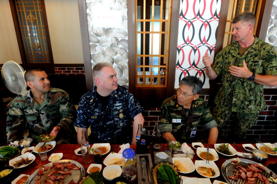 US Navy 100826-N-9818V-561 Master Chief Petty Officer of the Navy (MCPON) Rick West answers questions from chief petty officers during his visit to Republic of Korea