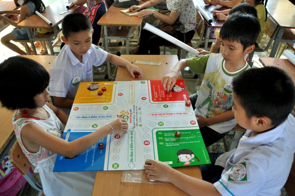 USAID supports deworming education and medication distribution in Bac Giang Province (8761082475)