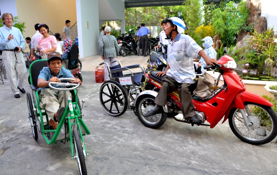 USAID Project Supports Rehabilitation Department for Children and Wheelchair Distribution in Danang (9305228846)
