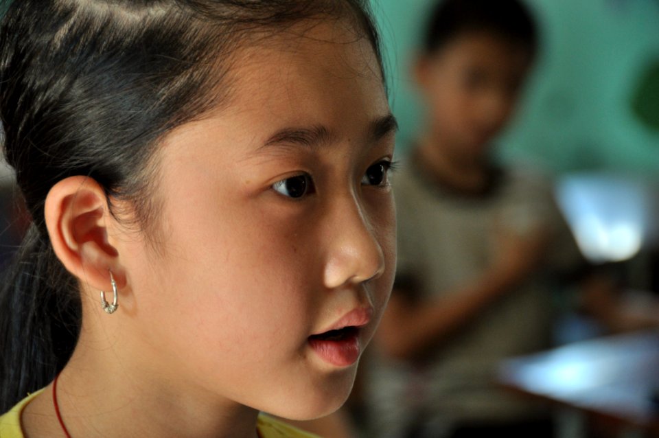 USAID supports deworming education and medication distribution in Bac Giang Province (8761129019)