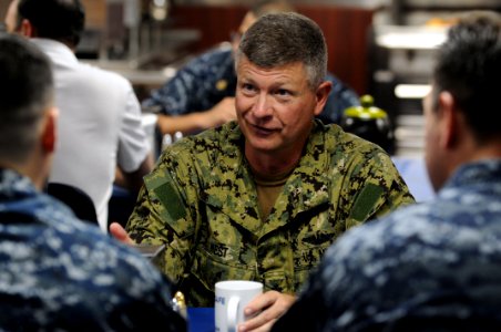 US Navy 100827-N-9818V-005 Master Chief Petty Officer of the Navy (MCPON) Rick West talks with chief petty officers during his visit to USS Blue Ridge (LCC 19)