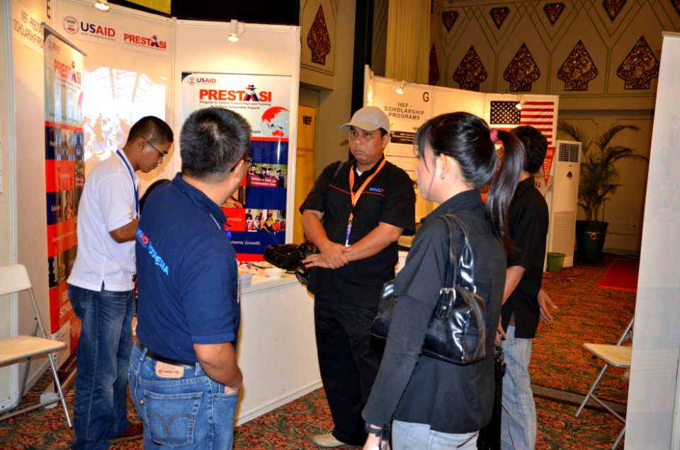 USAID Participates at U.S. Higher Education Fair 2011 (6357016457)