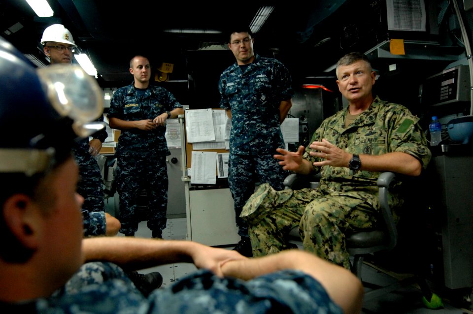 US Navy 100831-N-9818V-560 Master Chief Petty Officer of the Navy (MCPON) Rick West speaks with Sailors aboard the Ticonderoga-class guided-missile cruiser USS Shiloh (CG 67) during his visit to Fleet Activities Yokosuka