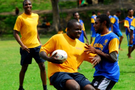 US Navy 100906-N-4044H-153 Sailors conduct humanitarian mission in Papua New Guinea