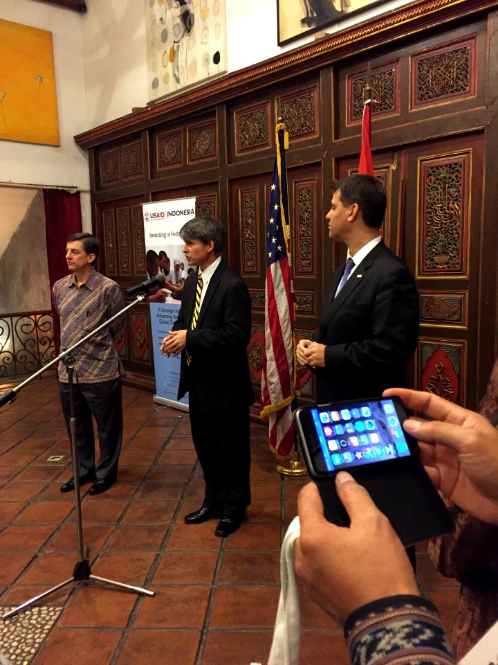 USAID Partners Showcase and Reception (22759887859)
