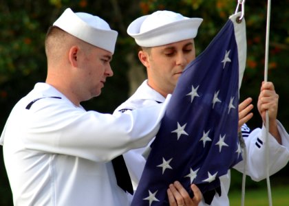 US Navy 100910-N-3925A-001 Aviation Electronics Technician 2nd Class Josh Coon, left, and Sonar Technician 2nd Class Phil Slocum