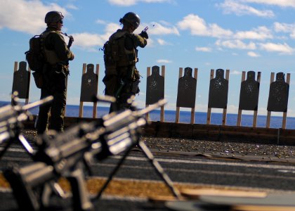 US Navy 100914-N-9950J-477 Marines conduct weapons exercise aboard USS Essex