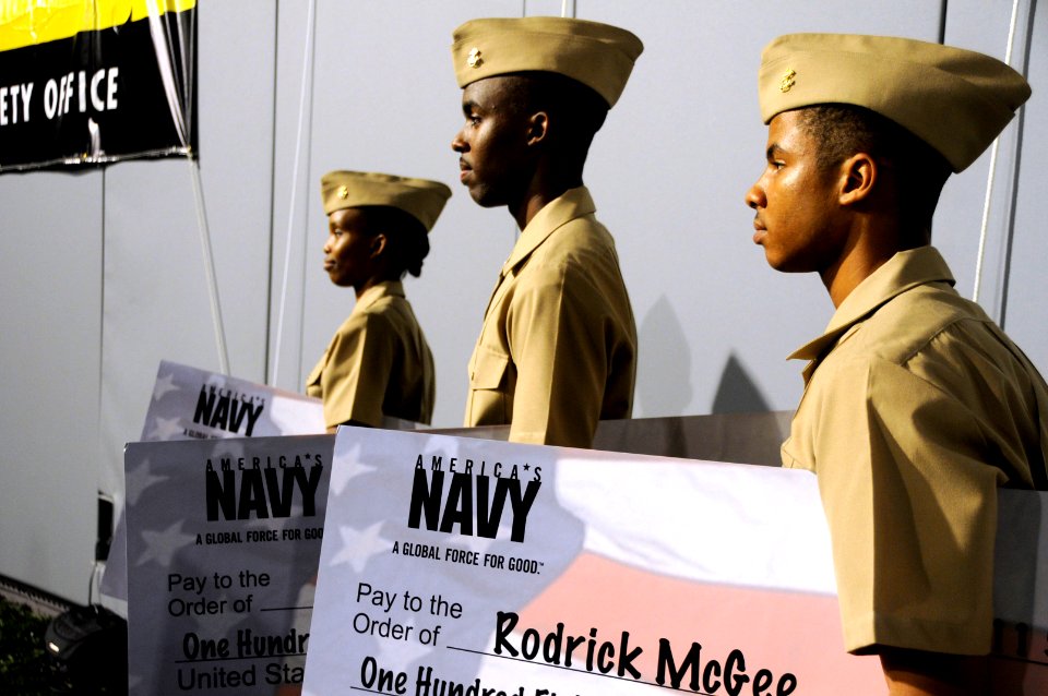 US Navy 100911-N-4995K-108 ROTC students receive scholarships