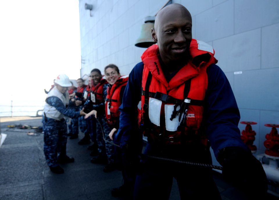 USS Bunker Hill action 120228-N-BC134-272