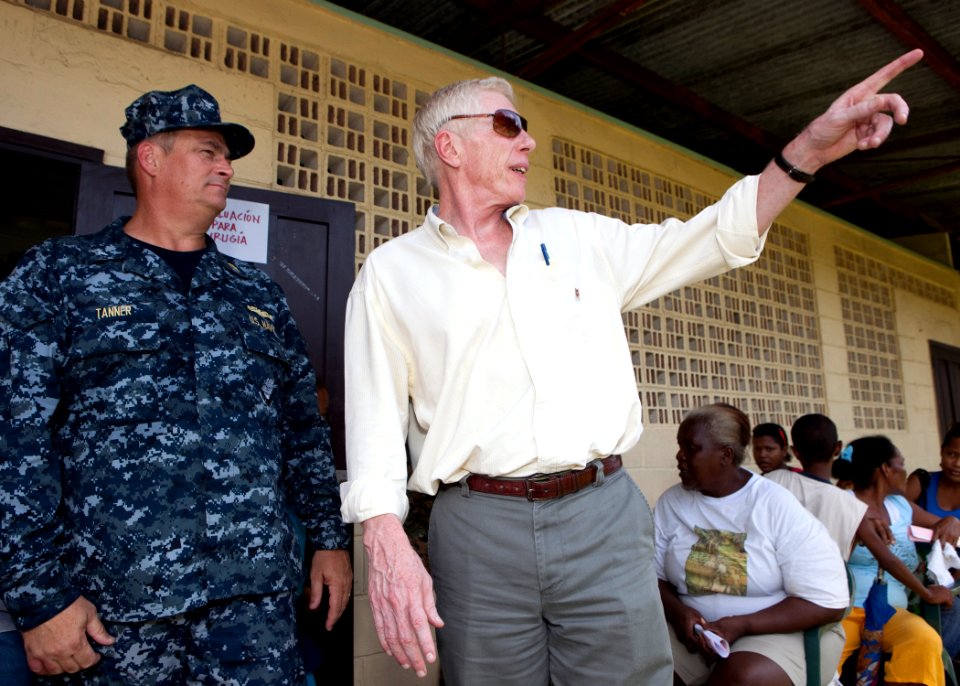 US Navy 100916-M-6740B-222 Capt. William J. Tanner, left, joint medical group commander for Operation Continuing Promise 2010, and U.S. Ambassador